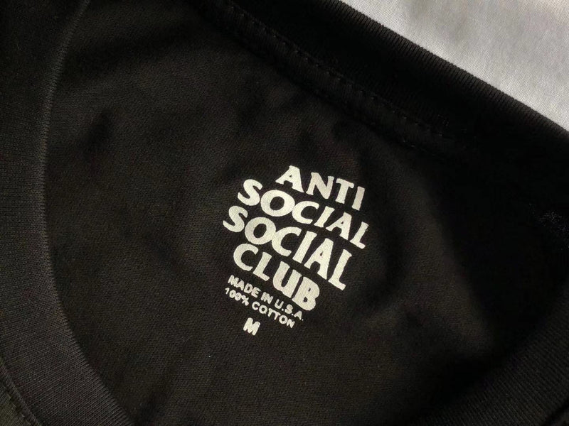 Camiseta “Anti Social Social Club Kkoch”